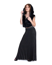 PLEATED SKIRT